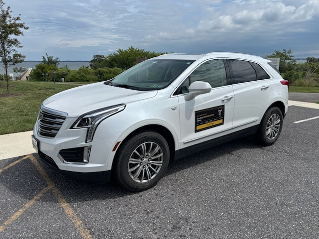 The Top Hat Transportation Cadillac XT5 on Kent Island